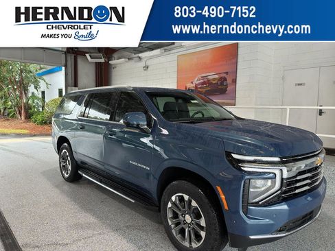 New 2026 Chevrolet Suburban LT w/ Comfort Package image 1