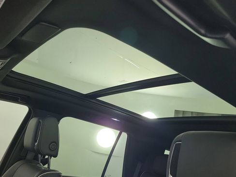 Certified 2023 Cadillac Escalade Premium Luxury RWD image 18