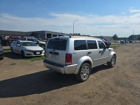 Used 2011 Dodge Nitro Heat w/ Popular Equipment Group AWD/4WD image 7