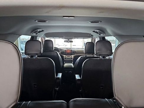 Used 2023 Ford Explorer XLT w/ Equipment Group 202A image 30