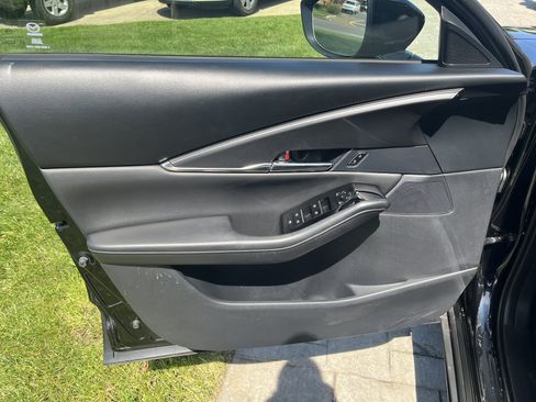 Used 2024 MAZDA CX-30 AWD 2.5 S w/ Preferred Package image 13