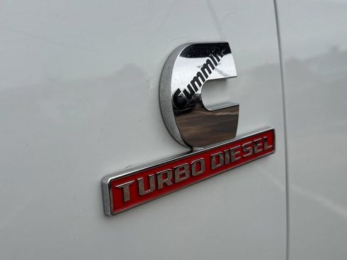 Used 2024 RAM 3500 Tradesman w/ Chrome Appearance Group AWD/4WD image 40
