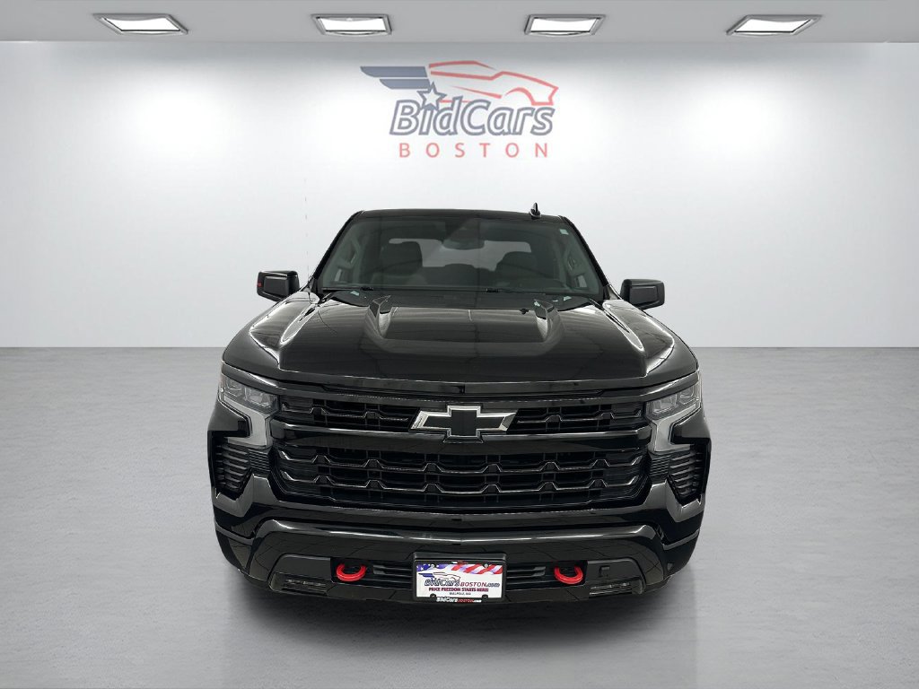 Used 2023 Chevrolet Silverado 1500 RST w/ Redline Edition AWD/4WD image 2
