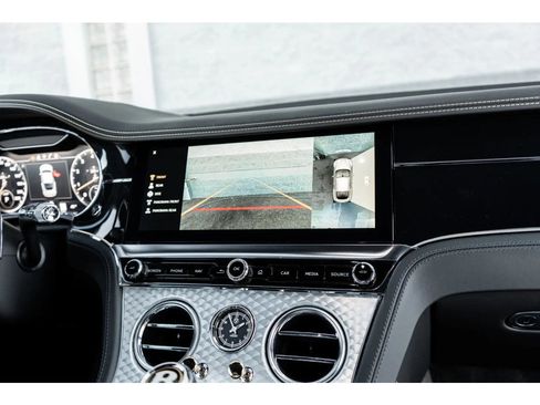 Used 2020 Bentley Continental GT image 39