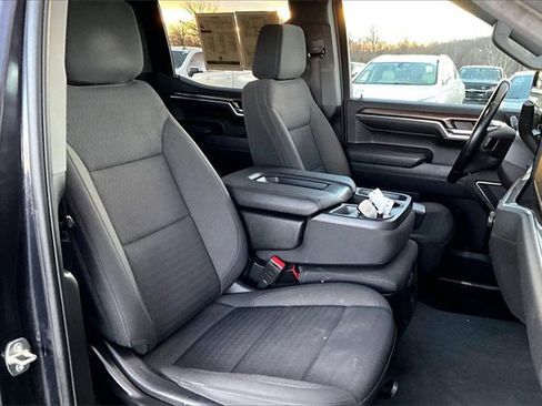 Used 2023 Chevrolet Silverado 1500 LT image 22