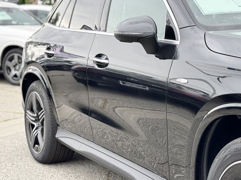 New 2025 Mercedes-Benz GLC 350e 4MATIC image 4