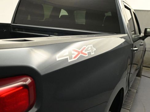 Used 2021 Chevrolet Silverado 1500 LT image 10