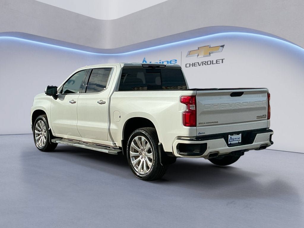 Used 2022 Chevrolet Silverado 1500 High Country w/ Technology Package AWD/4WD image 3