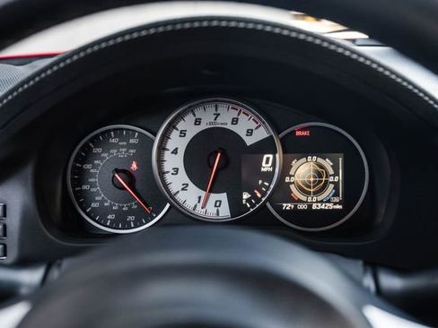 Used 2018 Toyota 86 GT image 8