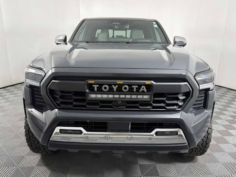 Used 2024 Toyota Tacoma Limited image 2