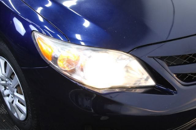 Used 2013 Toyota Corolla L FWD image 22