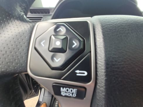 Used 2018 Toyota 4Runner Limited AWD/4WD image 26
