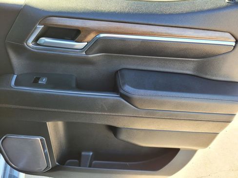 Used 2023 Chevrolet Silverado 1500 High Country w/ High Country Premium Package image 14