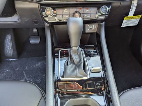 New 2026 Jeep Compass Latitude image 15