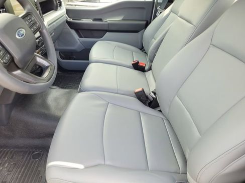 New 2026 Ford F250 XL w/ XL Chrome Package RWD image 15