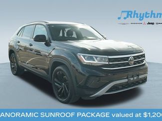 Used 2021 Volkswagen Atlas Cross Sport SE w/ Panoramic Sunroof Package 360° Tour