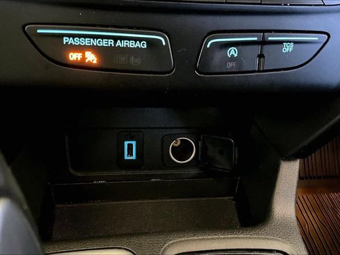 Used 2018 Ford Escape SEL AWD/4WD image 16