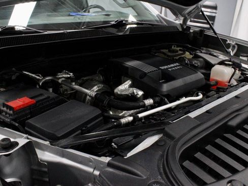 Used 2021 Chevrolet Silverado 1500 LT image 17