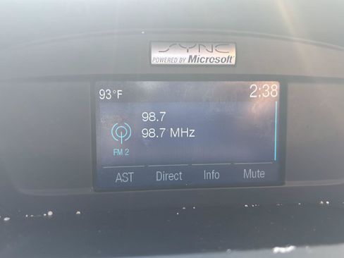 Used 2015 Ford Escape SE AWD/4WD image 15