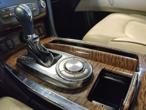 Used 2020 Nissan Armada SL w/ Premium Package image 26