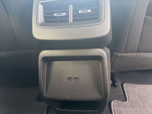New 2026 Chevrolet Equinox EV LT FWD image 34