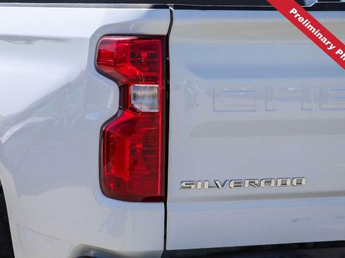Used 2022 Chevrolet Silverado 1500 Custom RWD image 9