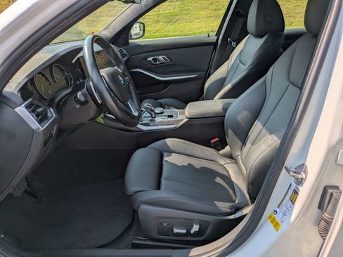 Used 2020 BMW 330i Sedan w/ Driving Assistance Package RWD image 20
