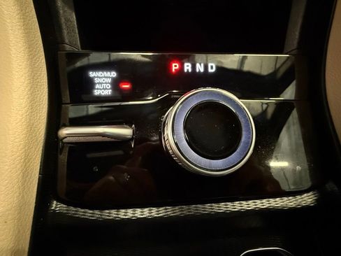 Used 2025 Jeep Grand Cherokee L Limited w/ MOPAR Finishing Package image 37