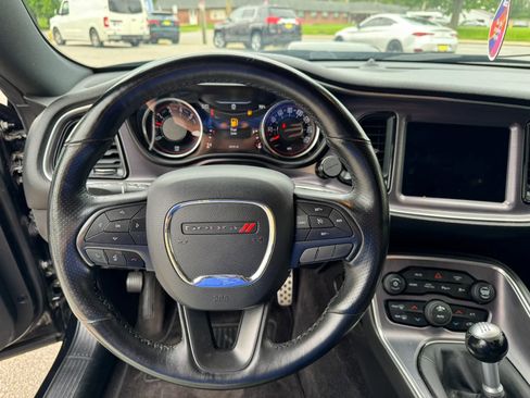 Used 2018 Dodge Challenger R/T Plus RWD image 16
