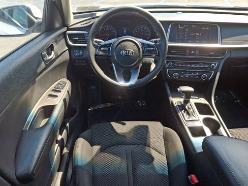 Used 2020 Kia Optima LX FWD image 11