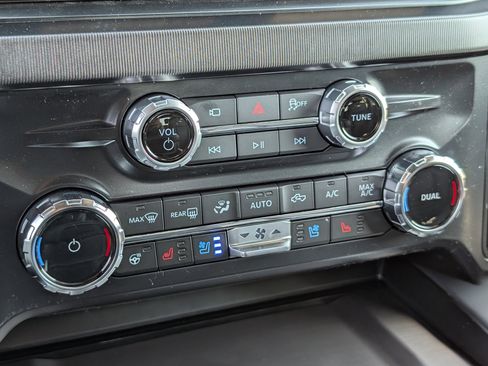 New 2026 Ford F250 Platinum AWD/4WD image 18