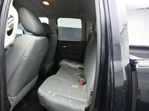 Used 2015 RAM 1500 Classic SLT RWD image 16