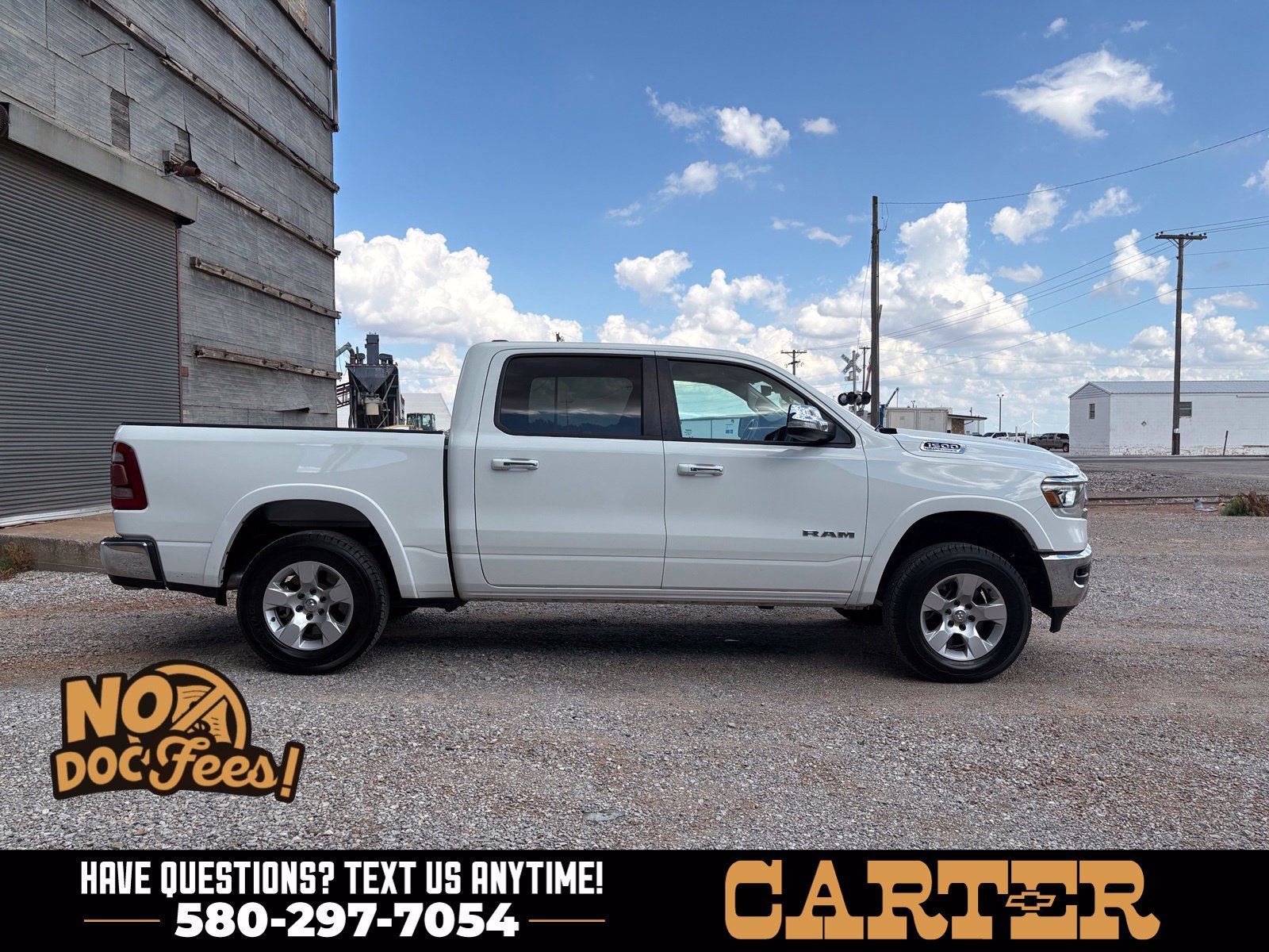 Used 2022 RAM 1500 Laramie AWD/4WD image 3