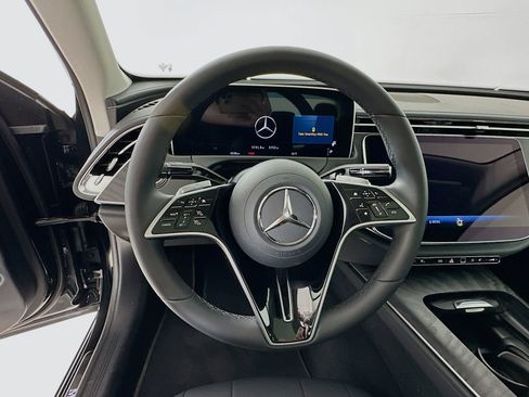 Used 2025 Mercedes-Benz E 350 Sedan image 12