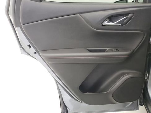 Used 2025 Chevrolet Blazer RS FWD image 16