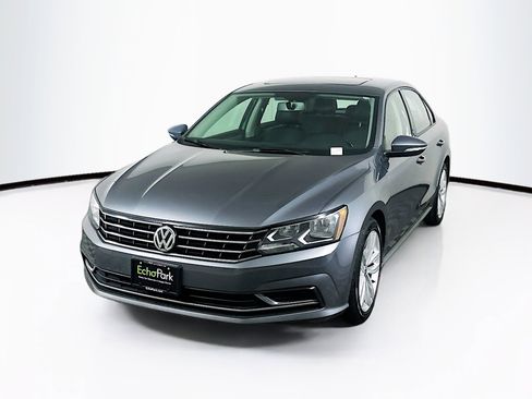 Used 2019 Volkswagen Passat 2.0T Wolfsburg FWD image 3