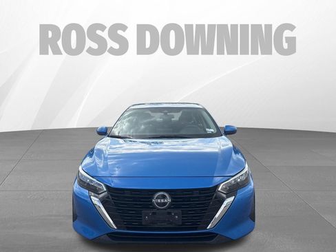 Used 2024 Nissan Sentra SV image 2