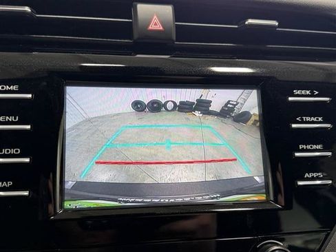 Used 2019 Toyota Camry SE w/ Carpet Mat Package FWD image 32