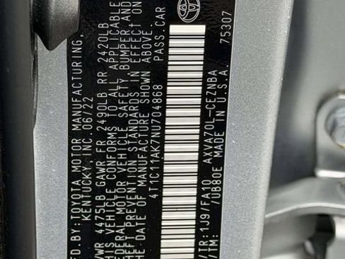 Used 2022 Toyota Camry LE w/ Carpet Mat Package (TMS) image 27