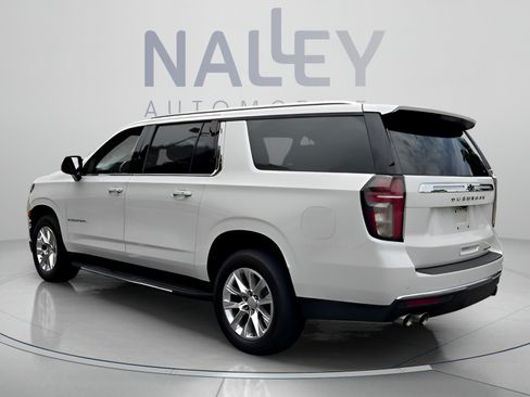 Used 2021 Chevrolet Suburban Premier RWD image 3