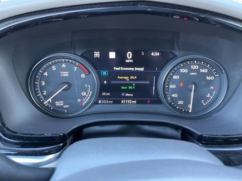 Used 2023 Cadillac XT6 Premium Luxury w/ Technology Package image 8