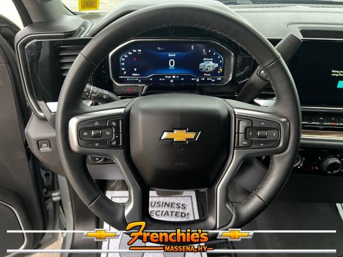 Used 2023 Chevrolet Silverado 1500 LT AWD/4WD image 13