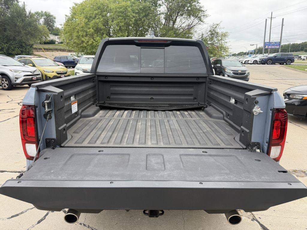 Used 2024 Honda Ridgeline Black Edition image 8