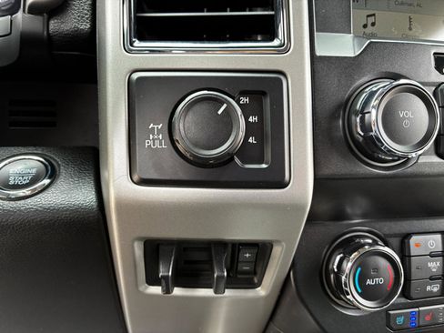 Used 2019 Ford F250 Lariat w/ Lariat Ultimate Package image 33