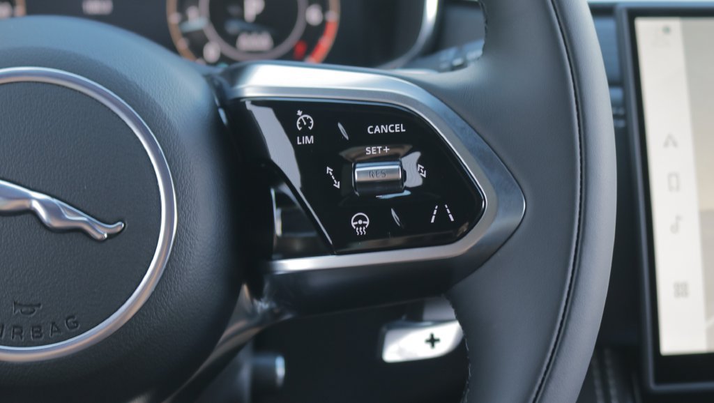 New 2026 Jaguar F-PACE R-Dynamic S AWD/4WD image 20