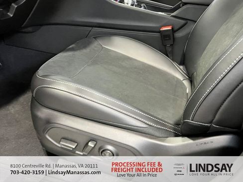 New 2025 Jeep Grand Cherokee Altitude AWD/4WD image 25