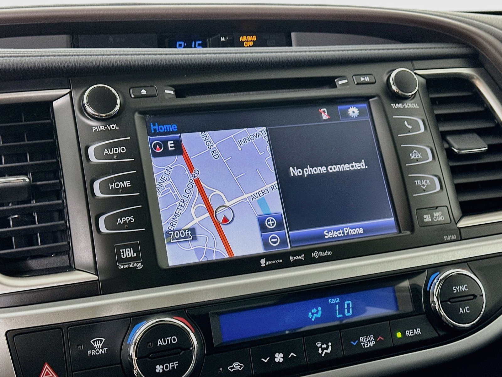Used 2018 Toyota Highlander Limited AWD/4WD image 25