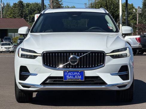 Used 2022 Volvo XC60 T8 Inscription Expression image 9