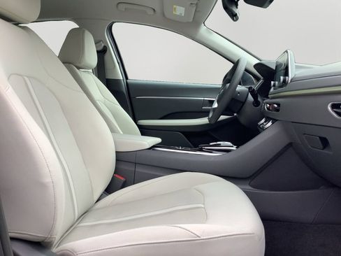 Used 2022 Hyundai Sonata SEL image 12