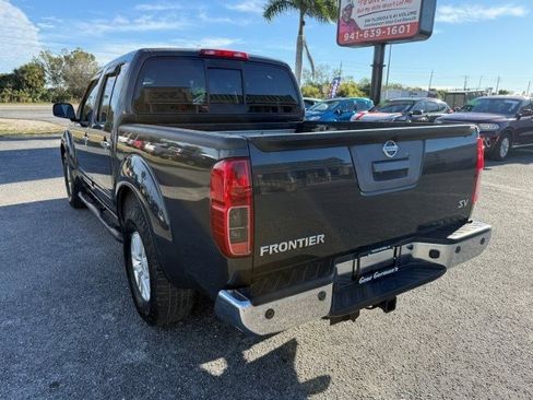 Used 2015 Nissan Frontier SV w/ SV Value Truck Package image 5